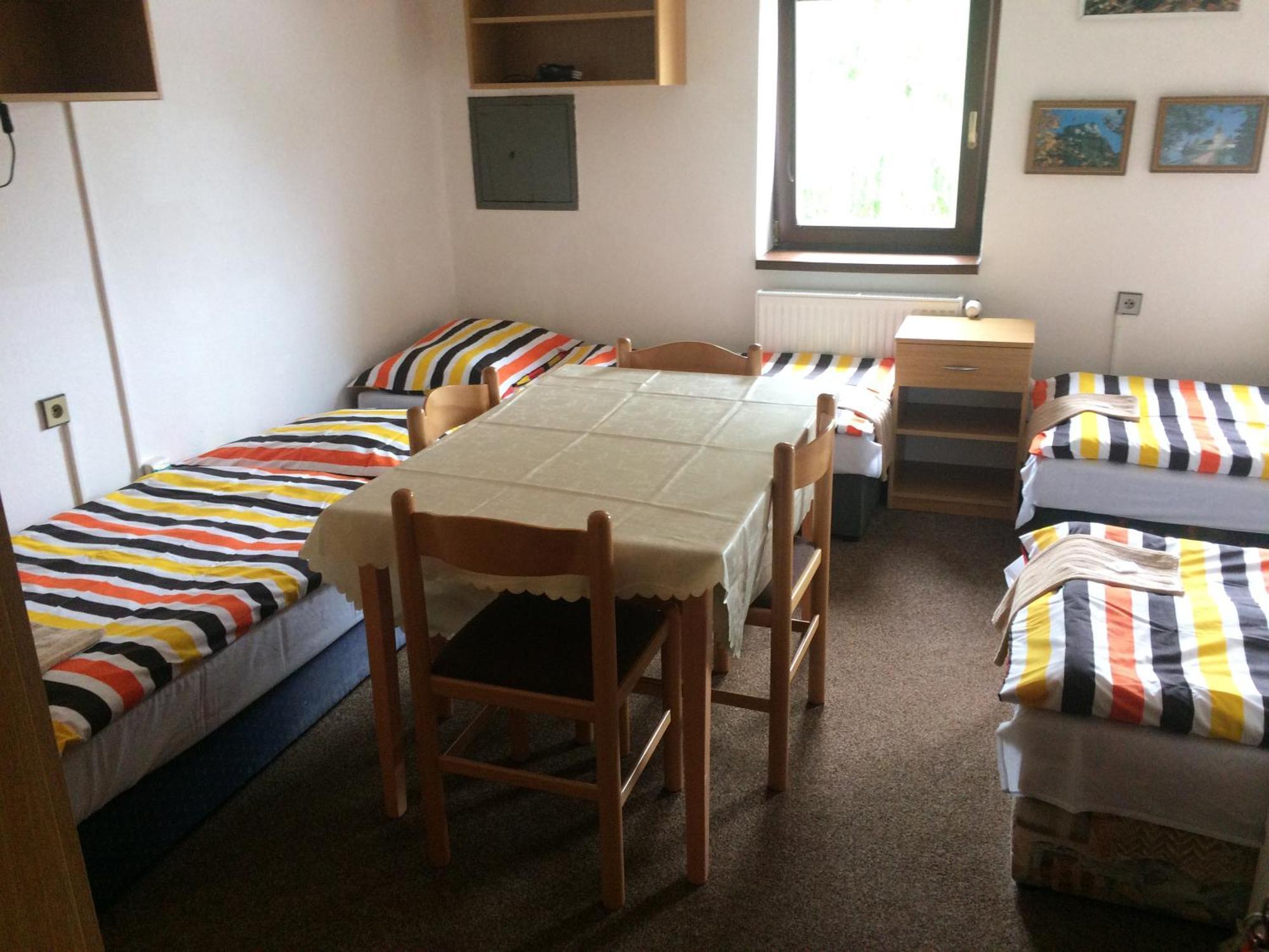 פיסק Hotel Pod Skalou מראה חיצוני תמונה